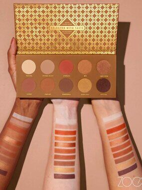 ZOEVA Caramel Melange Eyeshadow Palette - Gold and Brown Geometric Case